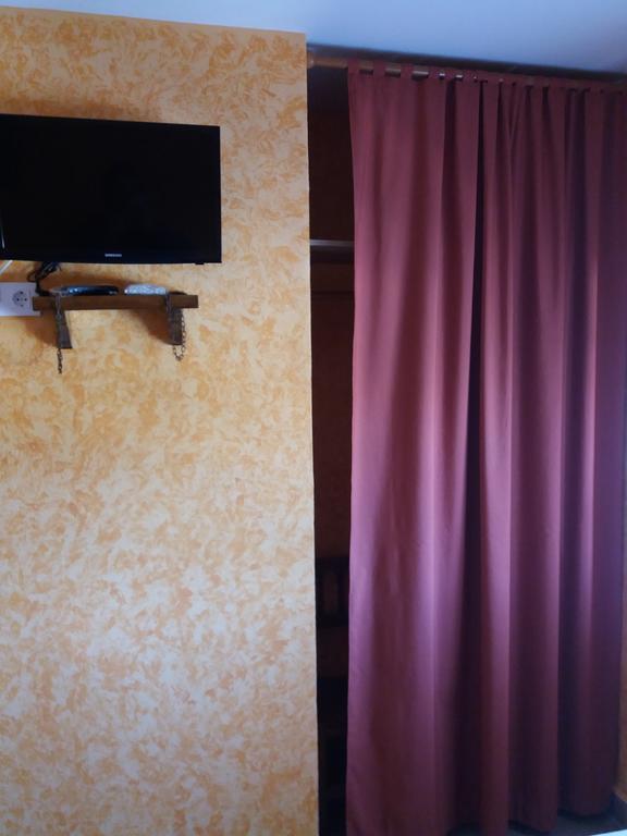 Hostal La Aldaba Hotel Montearagon Kültér fotó
