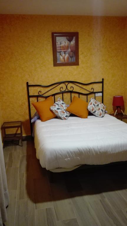 Hostal La Aldaba Hotel Montearagon Kültér fotó
