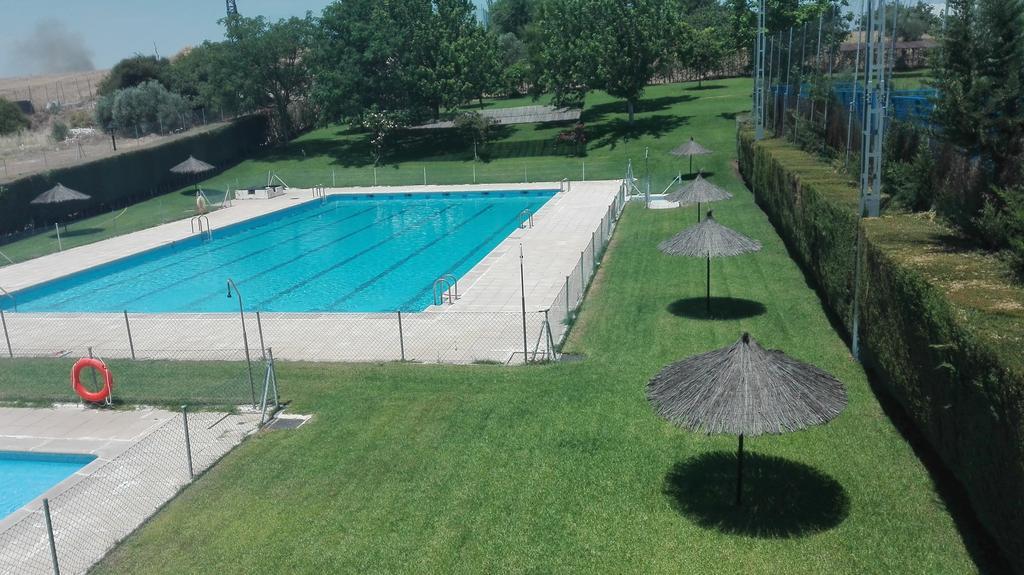 Hostal La Aldaba Hotel Montearagon Kültér fotó