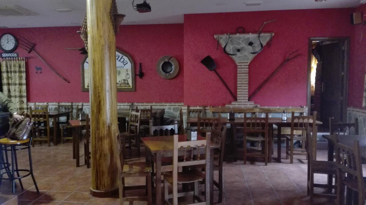 Hostal La Aldaba Hotel Montearagon Kültér fotó